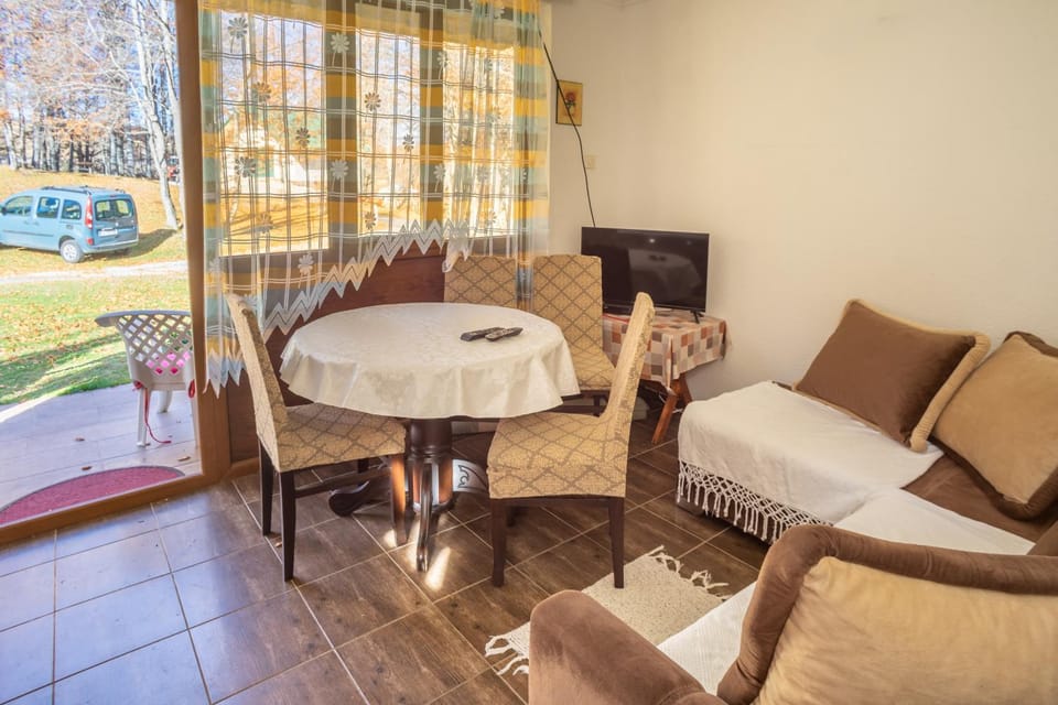 House Jaksic Chalet in Montenegro