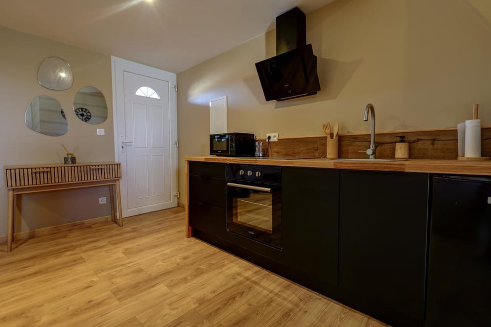 Duplex avec terrasse proche Pérouges Meximieux CNPE BUGEY Apartment in Auvergne-Rhône-Alpes