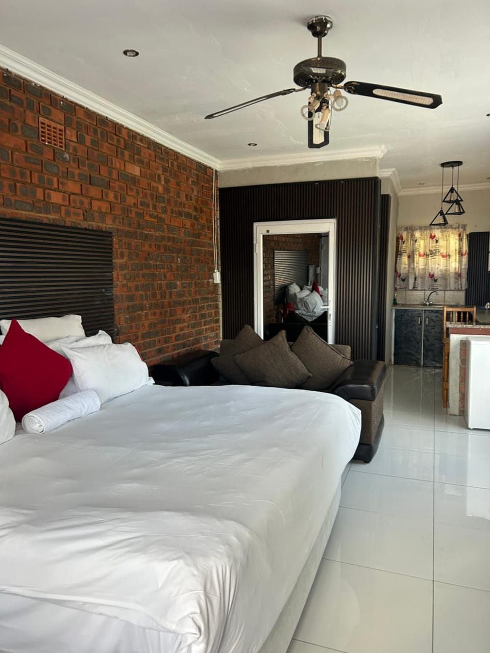 Nethezeka guest house Bed and Breakfast in KwaZulu-Natal