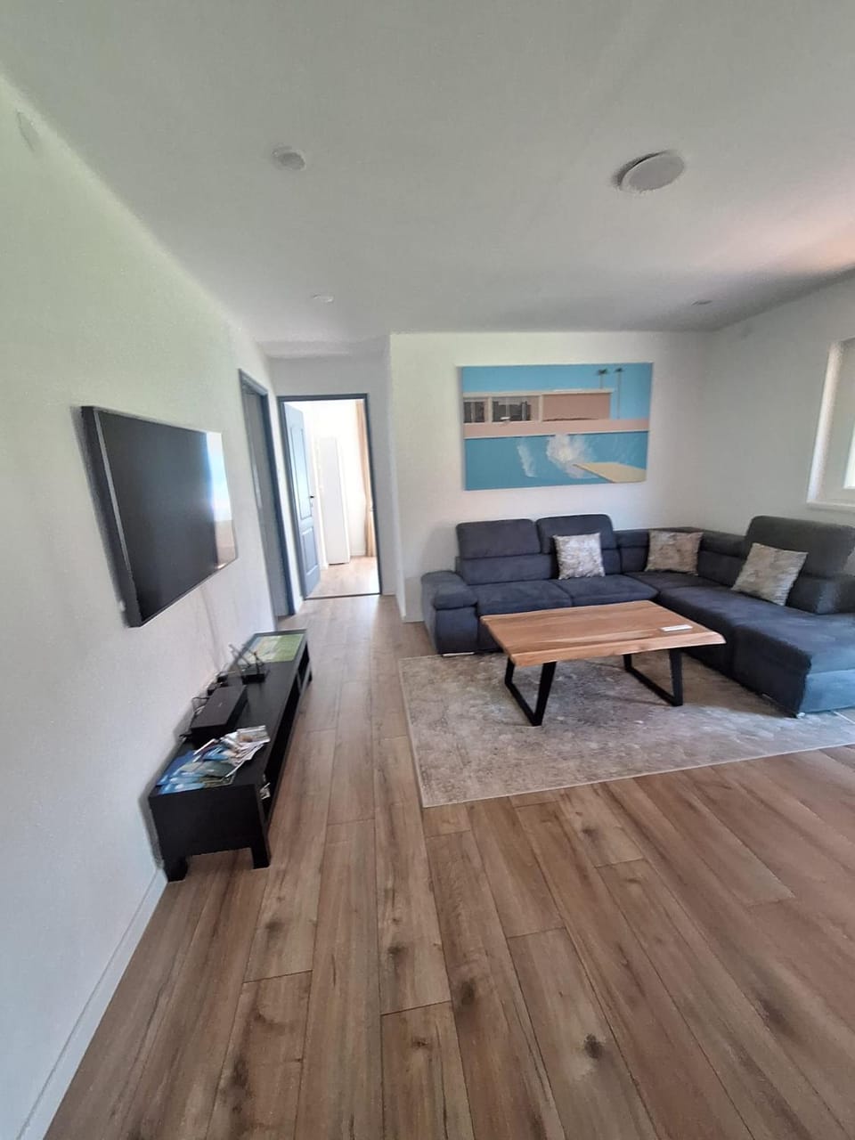 Communal lounge/ TV room