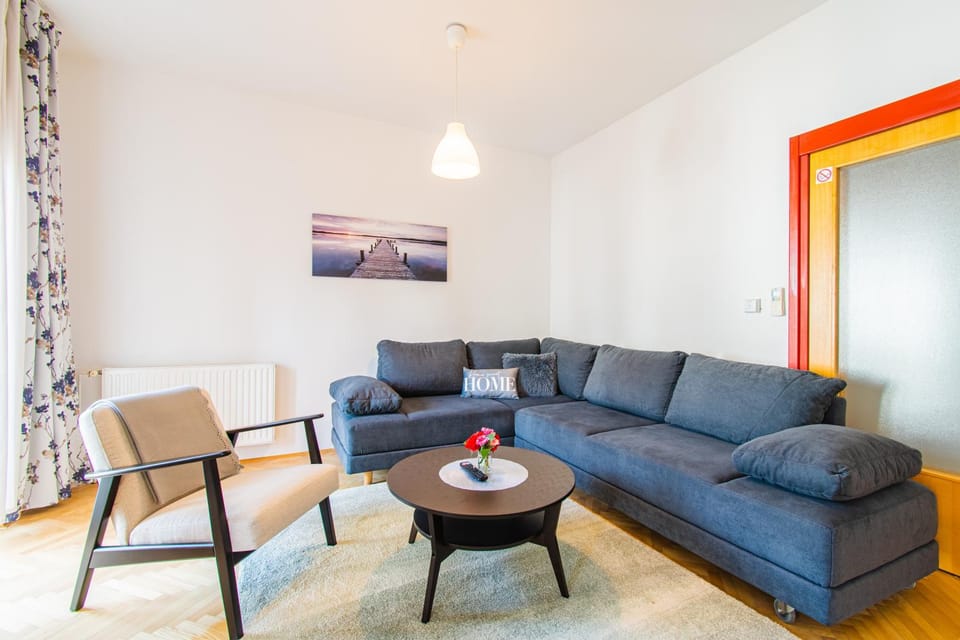 Living room, Seating area, heating