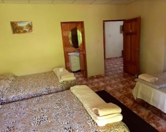 Hostal Río Escondido Santa Fe Bed and Breakfast in Panama