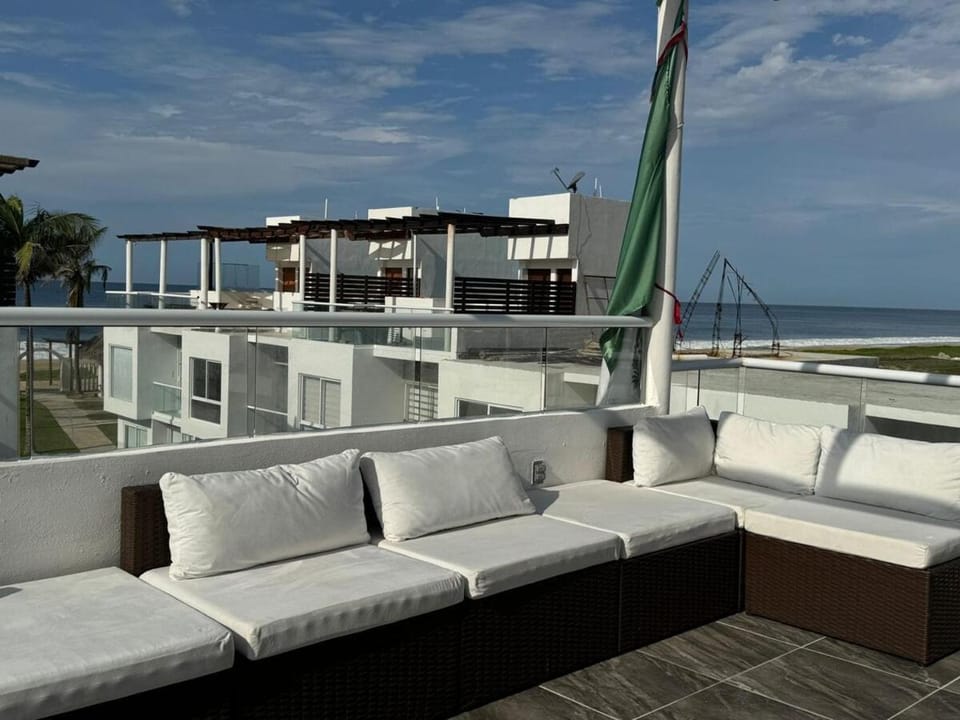 Casanar energía Sanadora frente al mar House in Acapulco