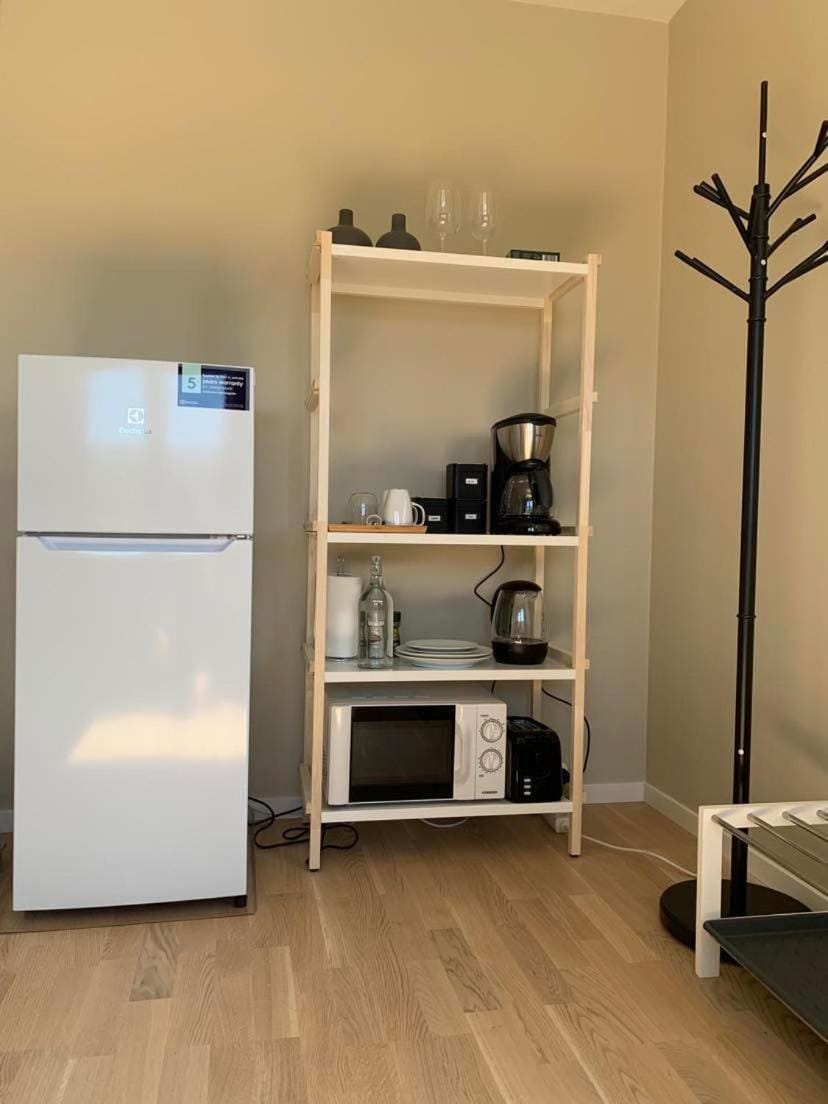 Coffee/tea facilities, Kitchen or kitchenette, microwave, minibar, toaster