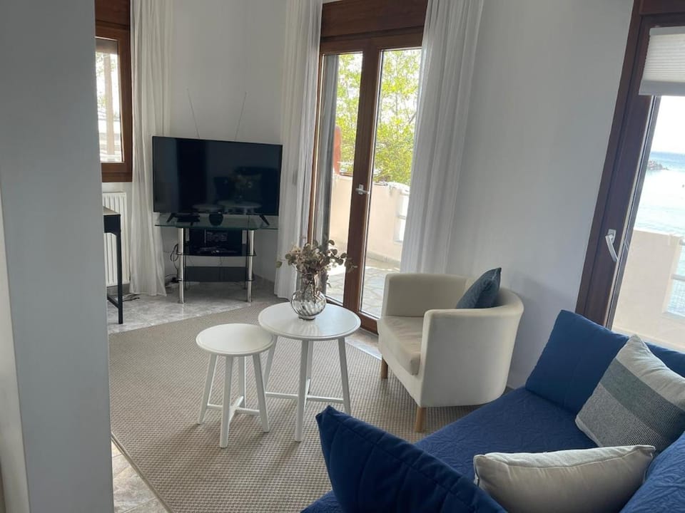 Beach Front House House in Halkidiki