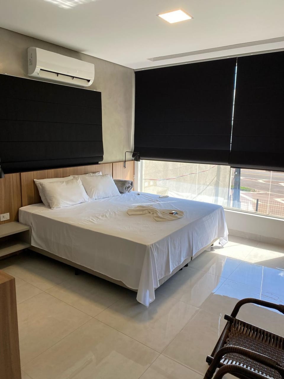 Bed, TV and multimedia, Bedroom, air conditioner