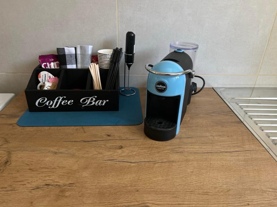 Coffee/tea facilities, Kitchen or kitchenette