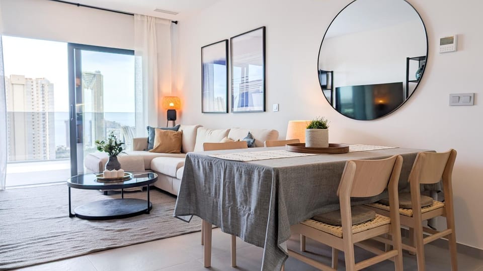 Living room, Dining area