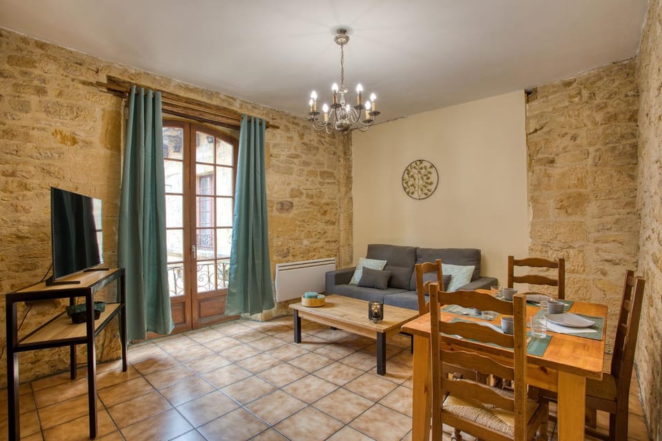 Communal lounge/ TV room, TV and multimedia, Living room, Seating area