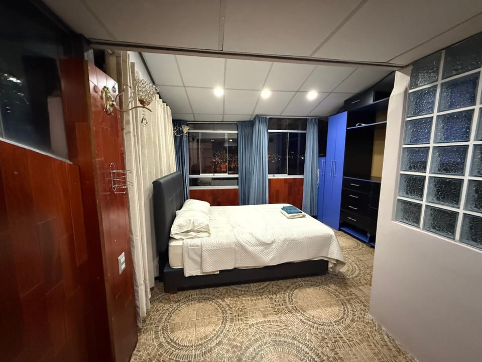 Bed, Photo of the whole room, Bedroom, wardrobe