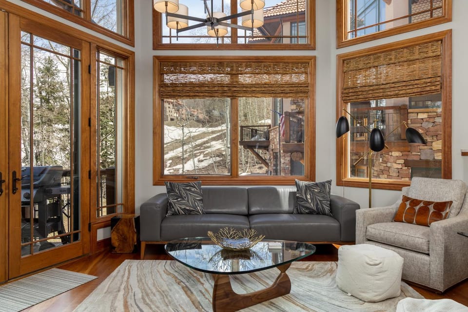 Meadows Run Modern by Exceptional Stays Chalet in Telluride