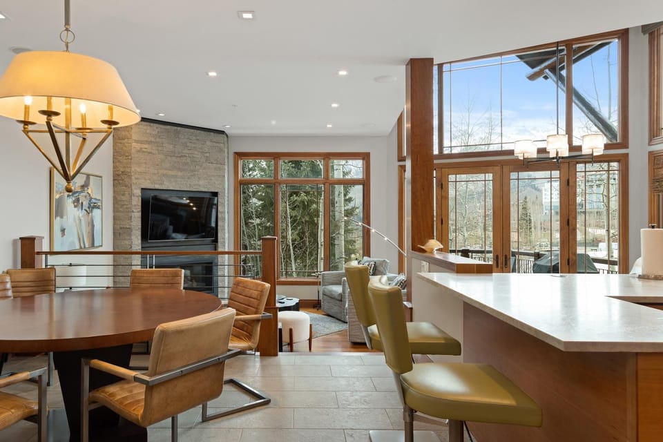 Meadows Run Modern by Exceptional Stays Chalet in Telluride