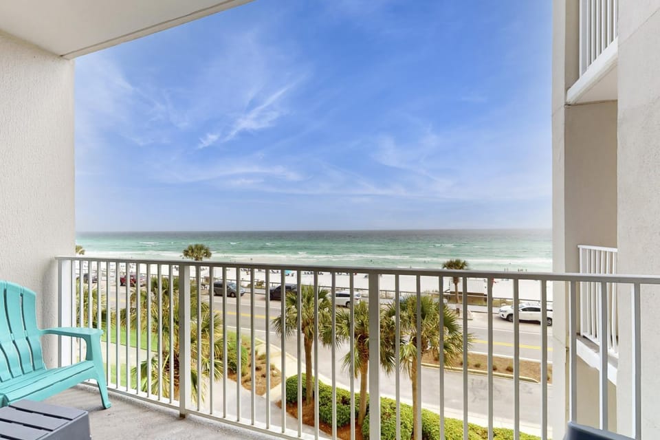 Majestic Sun B0305 Apartment in Miramar Beach