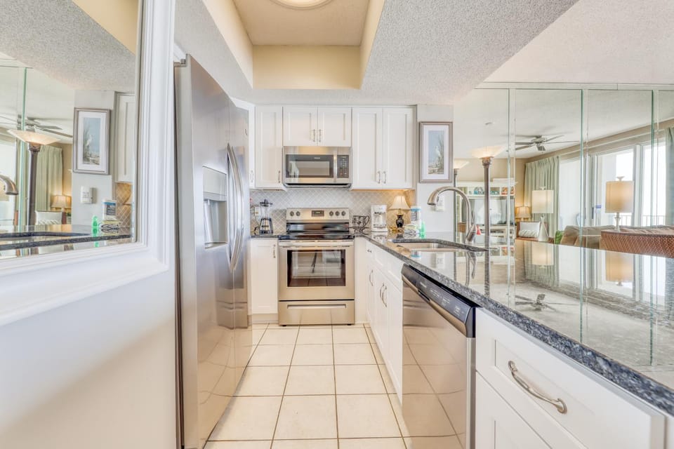 Majestic Sun B0508 Apartment in Miramar Beach