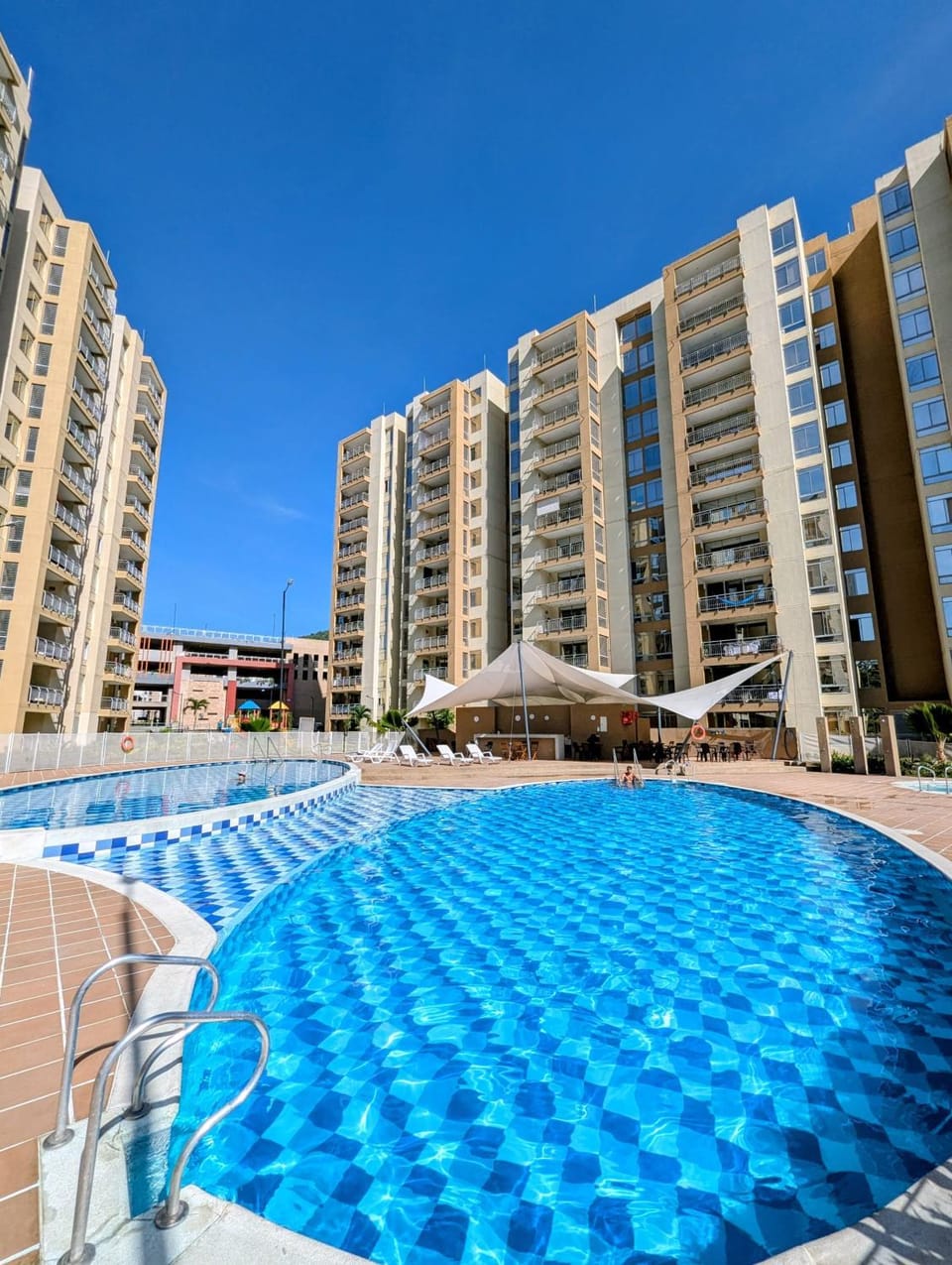 Day, Pool view, Swimming pool, sunbed