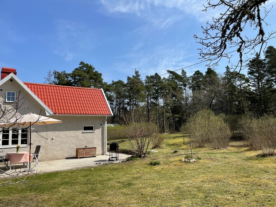 Property building, Garden