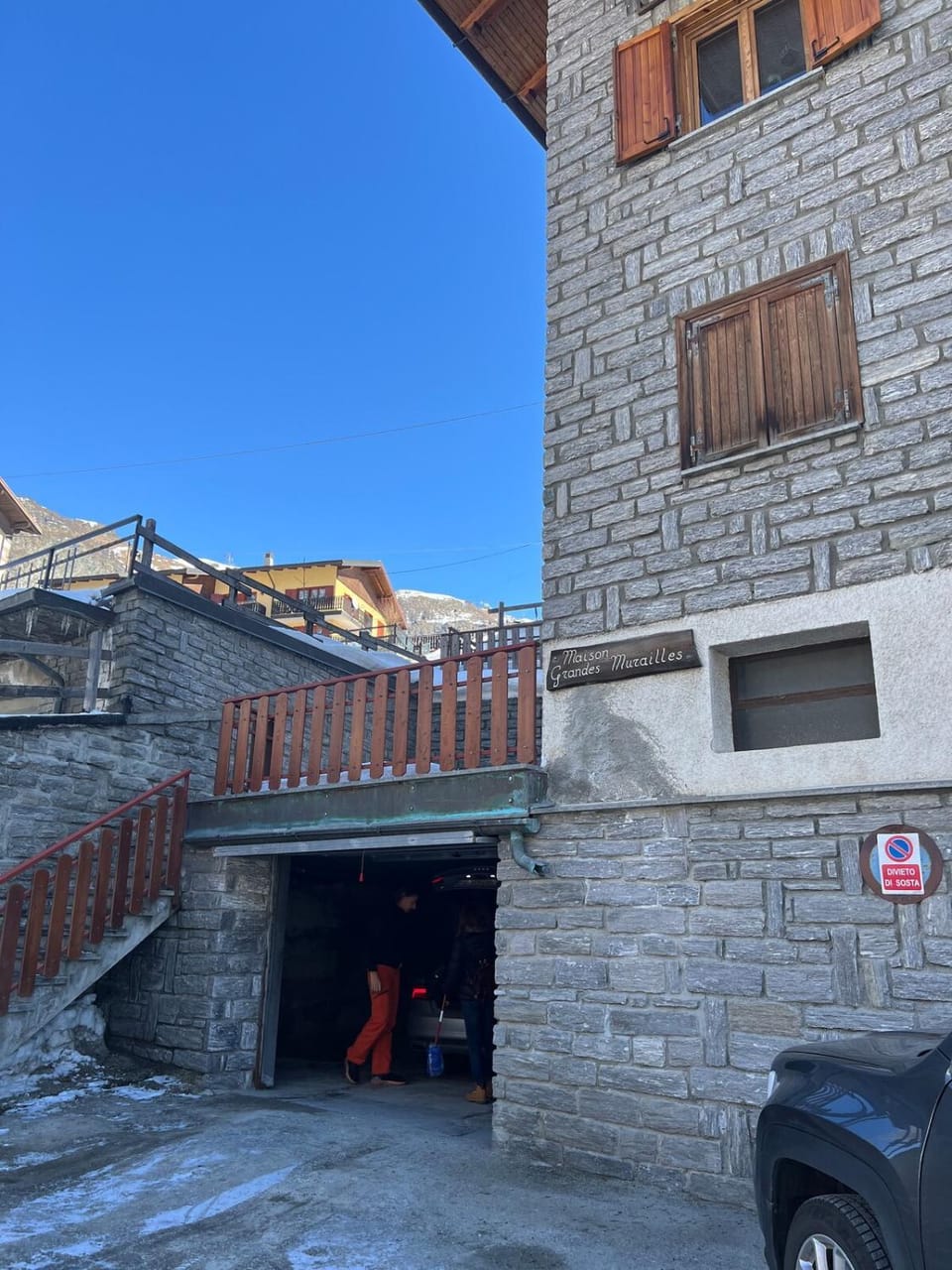 Abri cache in Valtournenche Apartment in Valtournenche