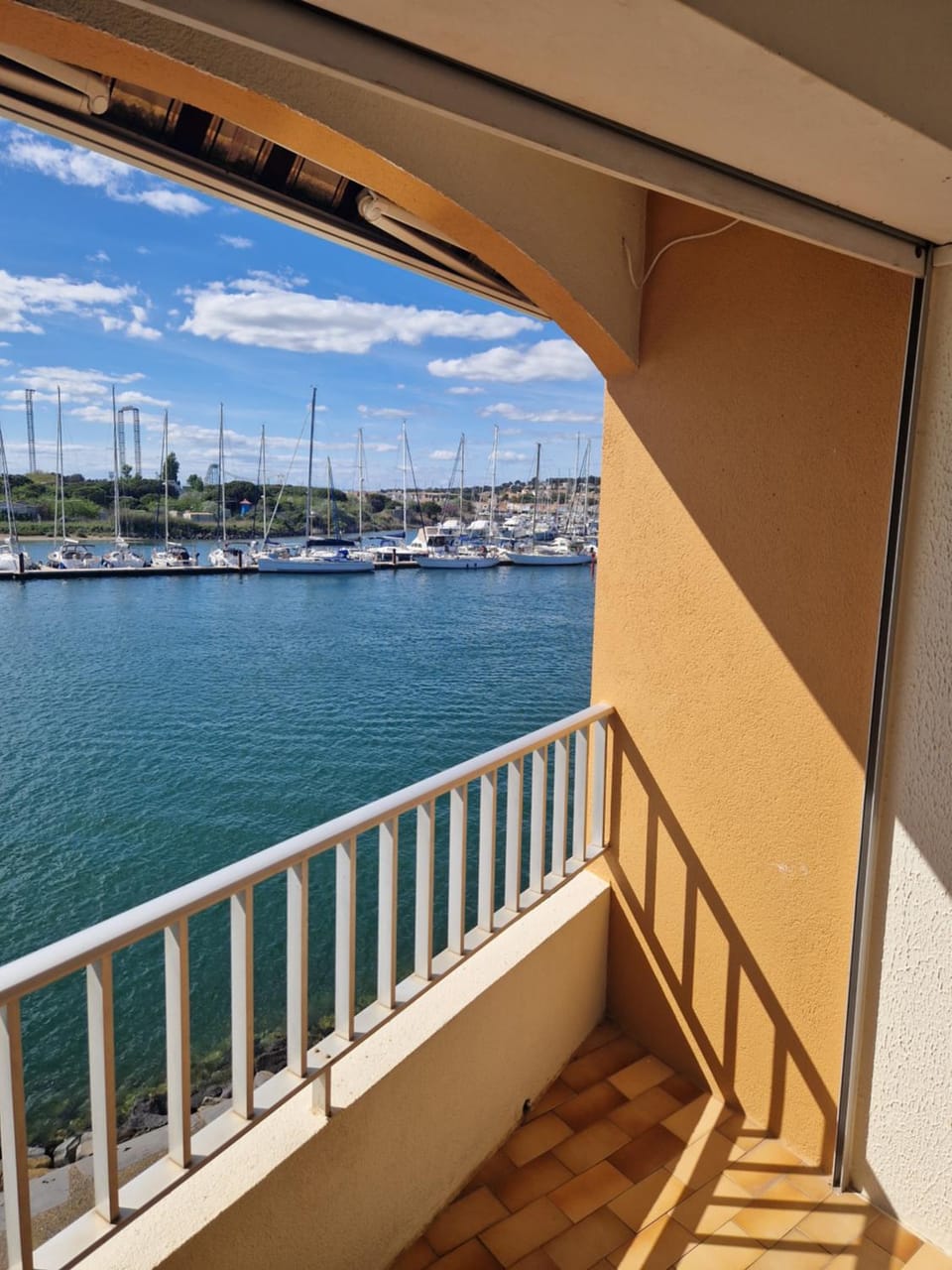 Natural landscape, Balcony/Terrace, River view