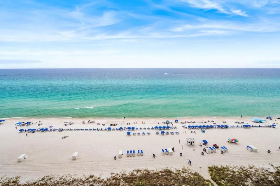 Emerald Beach Resort 1133 - Beachfront with Breathtaking Views by Beach Haven Vacation Rentals Apartment in Panama City Beach