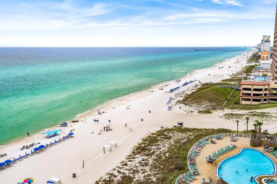 Emerald Beach Resort 1133 - Beachfront with Breathtaking Views by Beach Haven Vacation Rentals Apartment in Panama City Beach