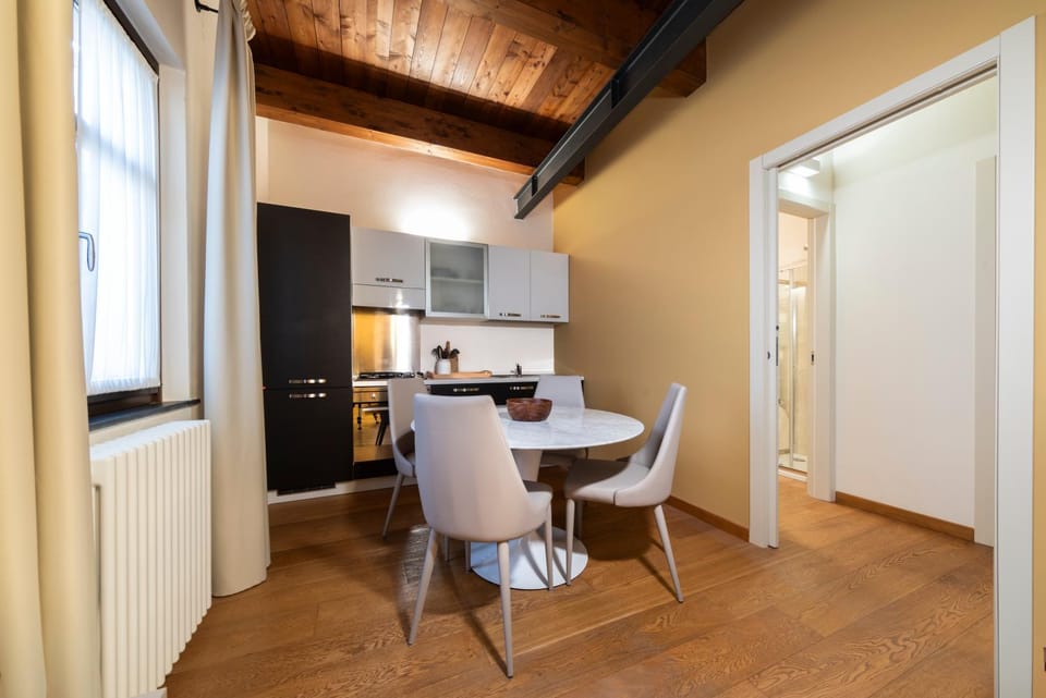 Suite Deluxe in Palazzo Storico - Centro Sassari - Appartamento Alghero Apartment in Sassari