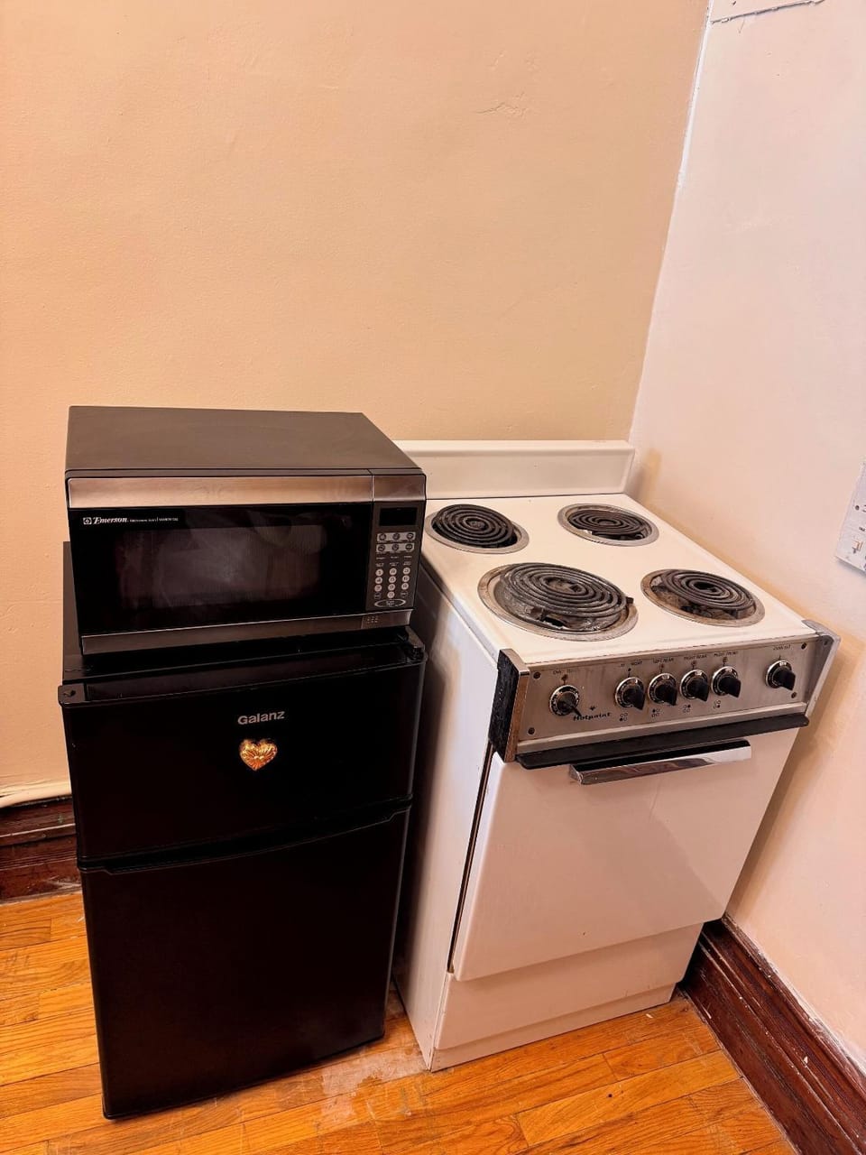 microwave, oven, stove