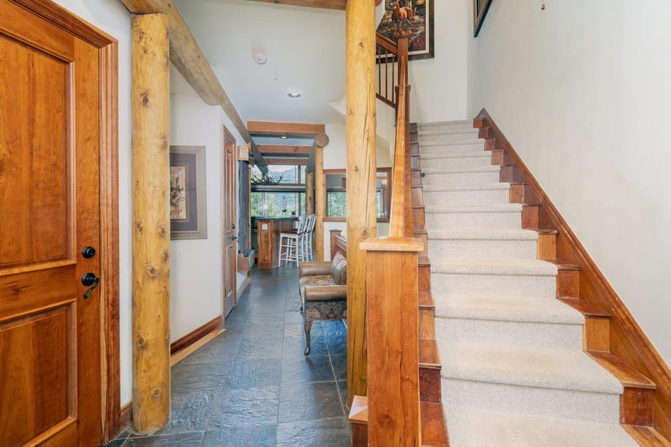 Palisade at Pine Meadows by Exceptional Stays Villa in Telluride