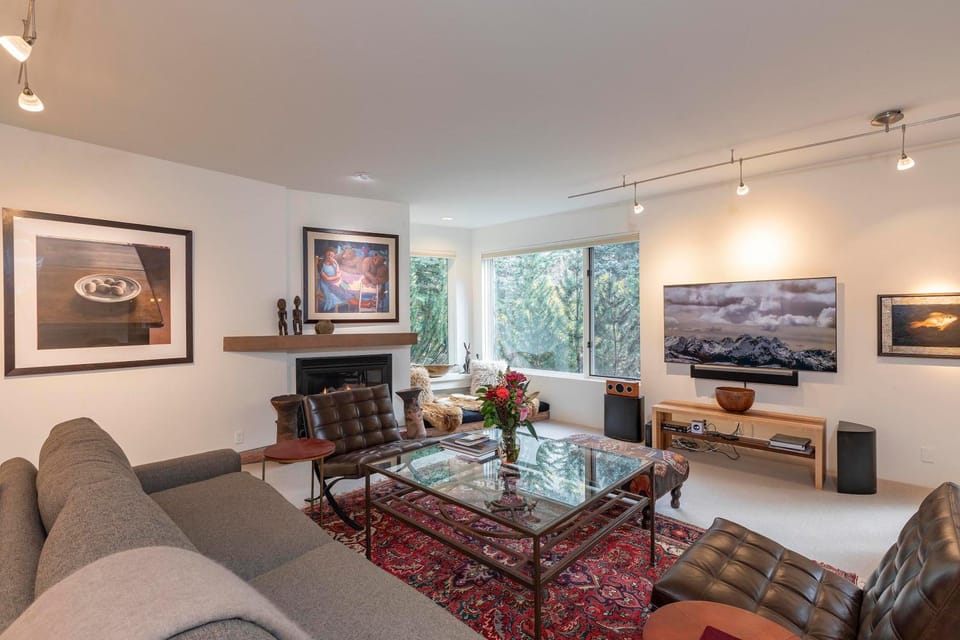 Rivers Edge Retreat by Exceptional Stays Villa in Telluride