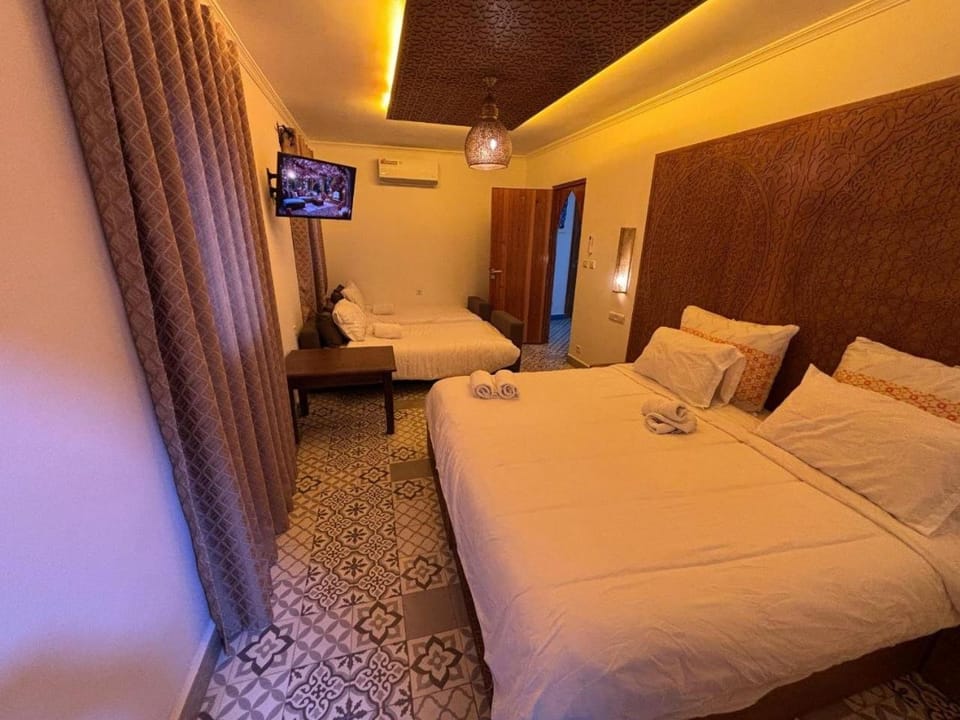 Bed, TV and multimedia