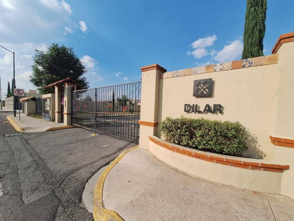 Off site, Hiking, Street view