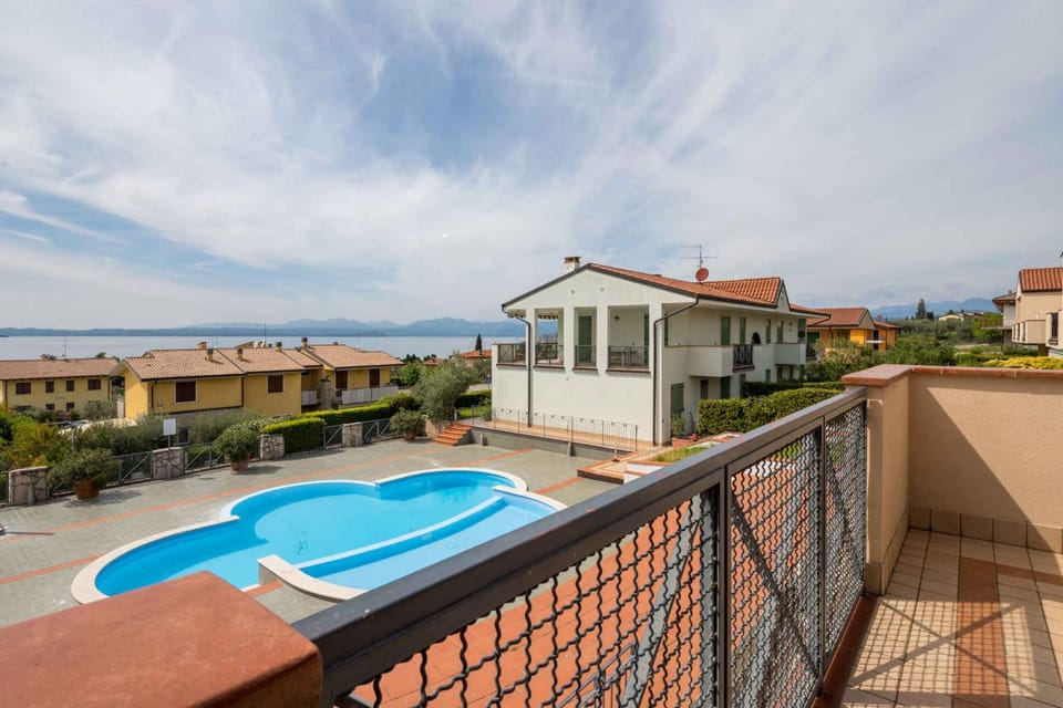 Natural landscape, Summer, Balcony/Terrace, Swimming pool