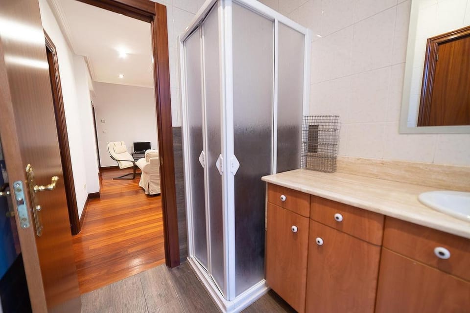 Pozas City Center Apartment in Bilbao