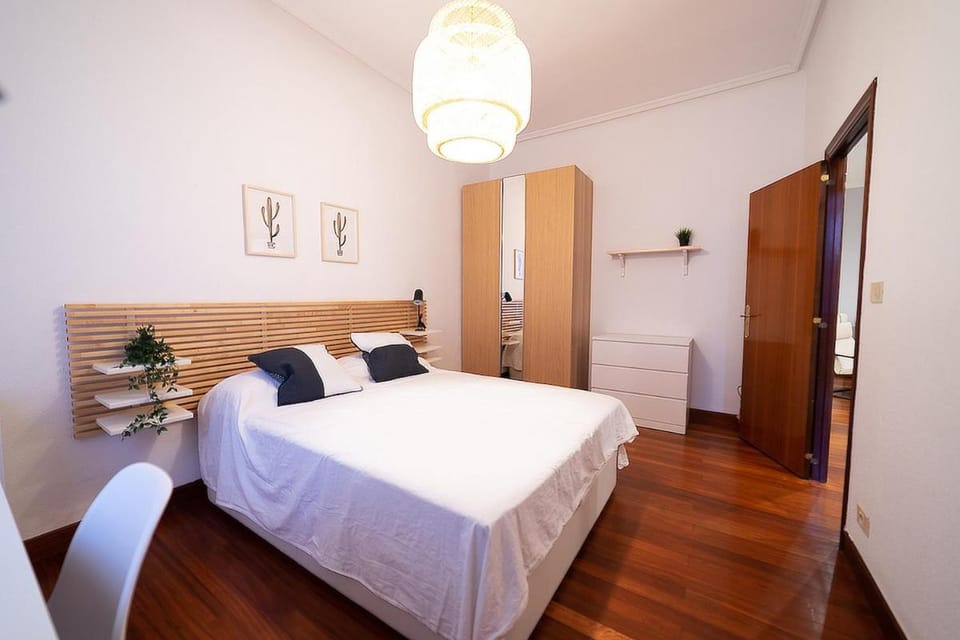 Pozas City Center Apartment in Bilbao