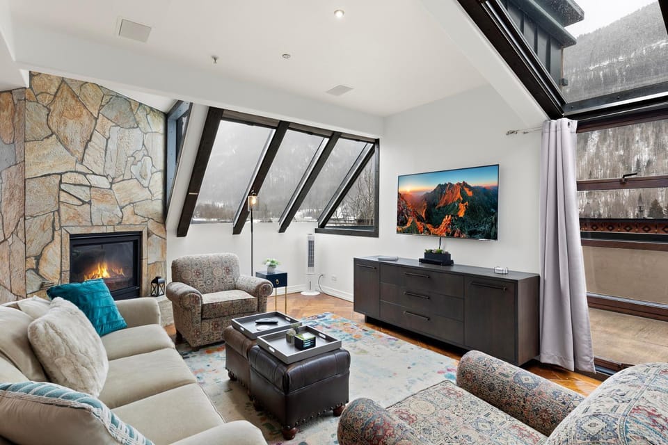 Wintercrown Penthouse by Exceptional Stays Apartment in Telluride