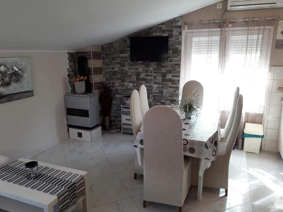 Apartment Mario Apartment in Primorje-Gorski Kotar County