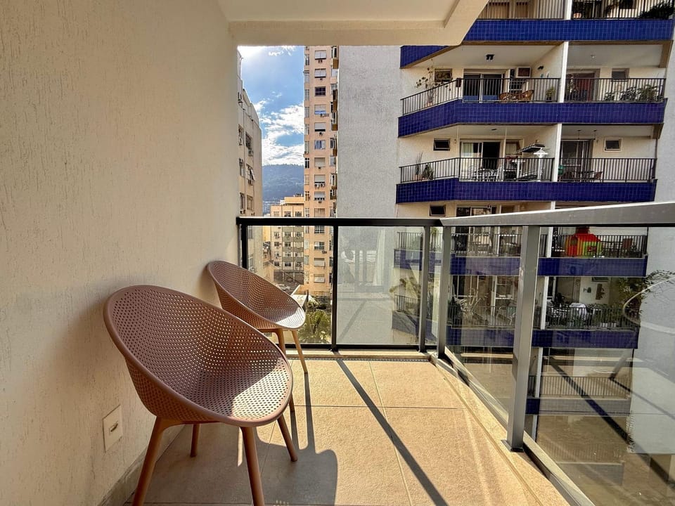 Studio Flamengo - Novo, varanda, piscina e gym Apartment in Santa Teresa
