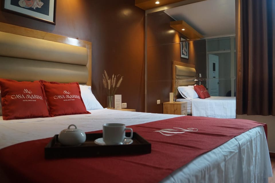 Bed, Bedroom, room service