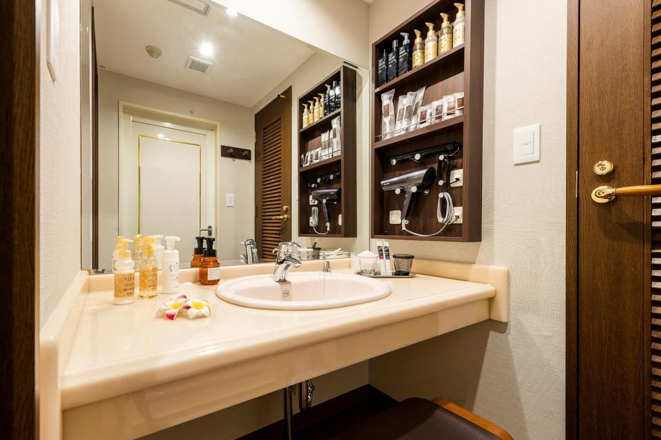Hotel MYTH-L&A-ホテル マイス エルアンドエー -adult only- Hotel in Fukuoka Prefecture