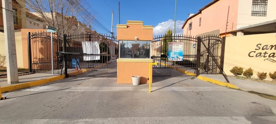 Off site, Street view