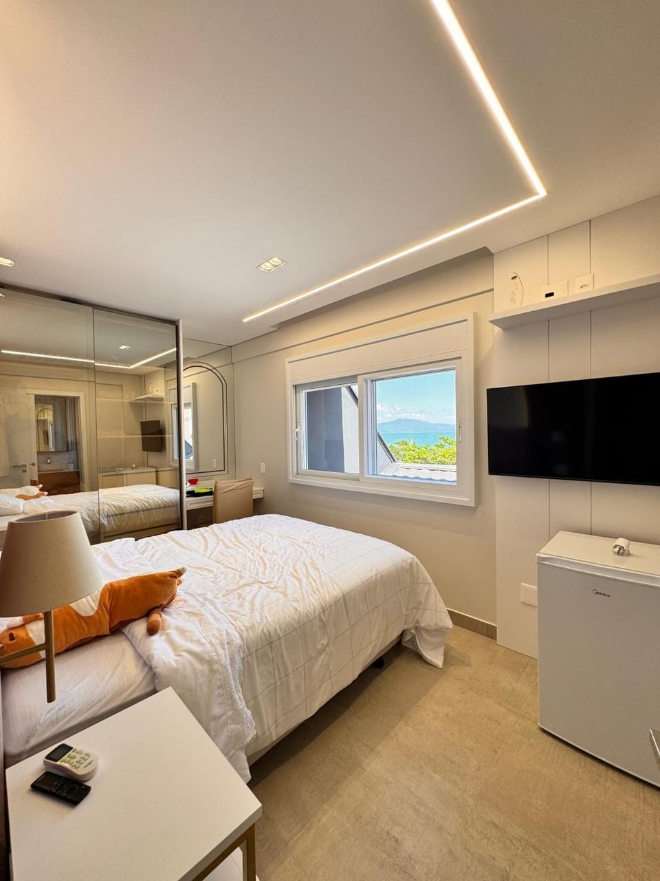 3 suítes alto padrão a 30M da praia Apartment in Florianopolis