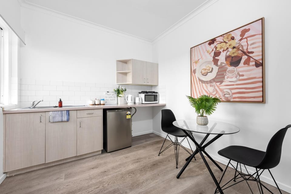 Modern and Comfy Studio - Short walk to Hospital Apartment in Brisbane City