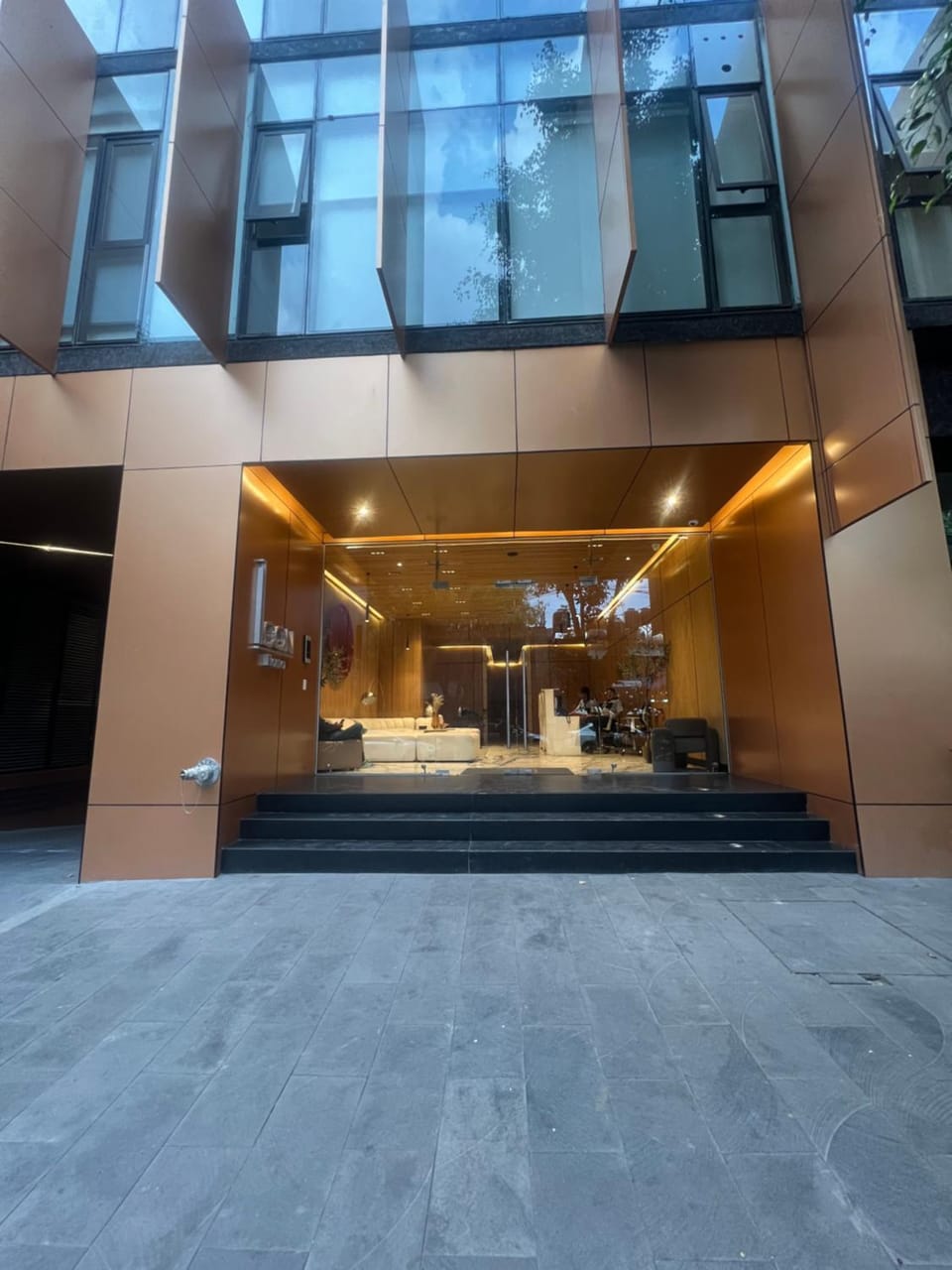 Property building, Facade/entrance