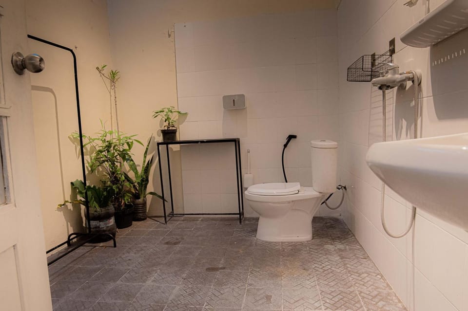 Toilet, Bathroom