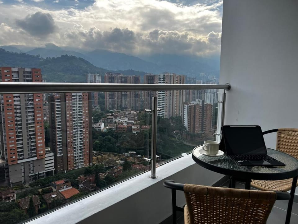 Apartasuite Sabaneta City view parking Apartment in Sabaneta