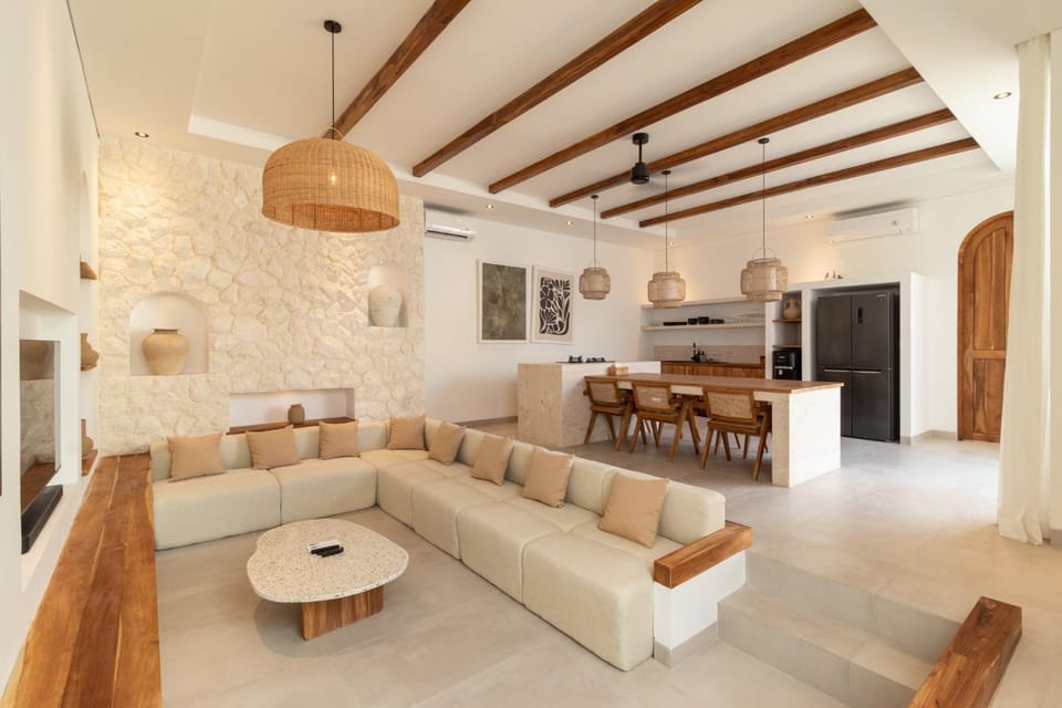 Villa Santika - Uluwatu by Yolla Hospitality Villa in Bali