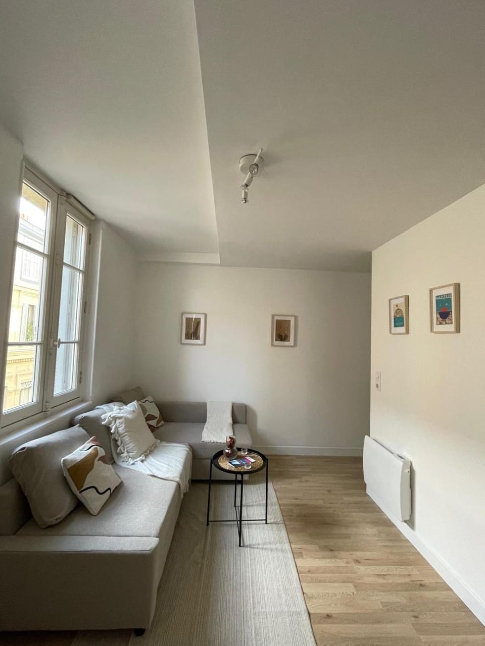Charmant T2 rénové, proche du Vieux Port Apartment in Marseille