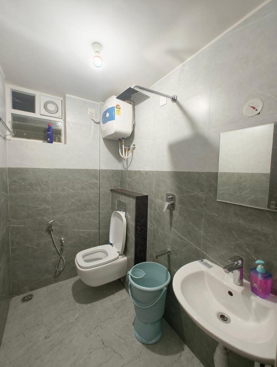 Shower, Toilet, Bathroom, bidet