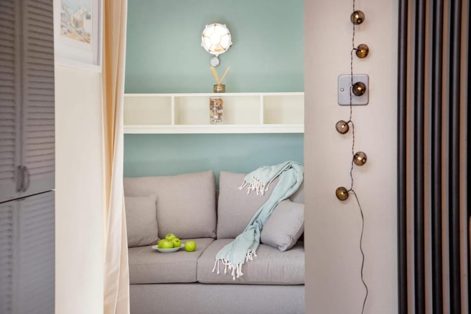 Living room, Bedroom