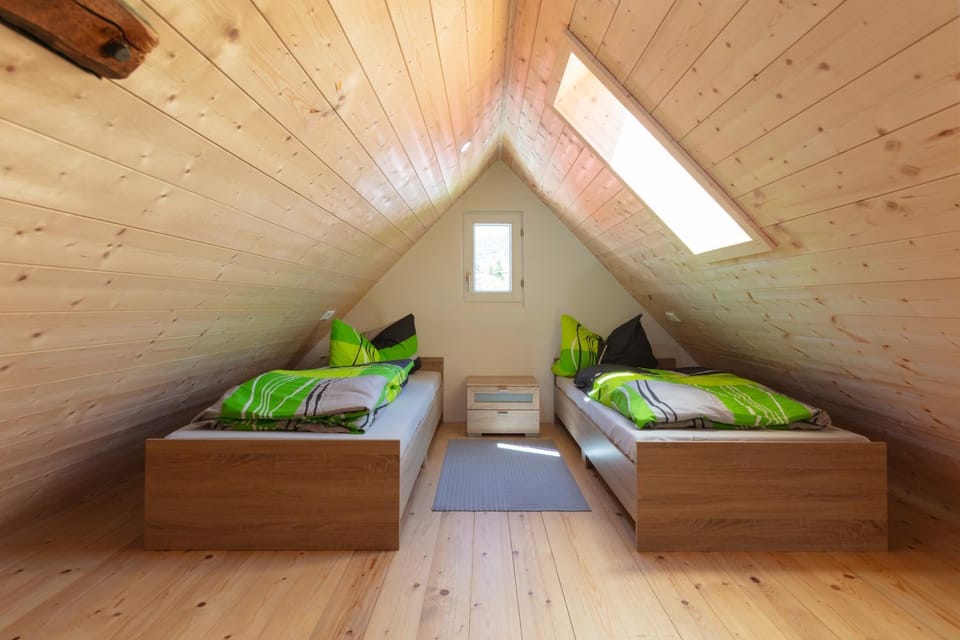 Bed, Photo of the whole room