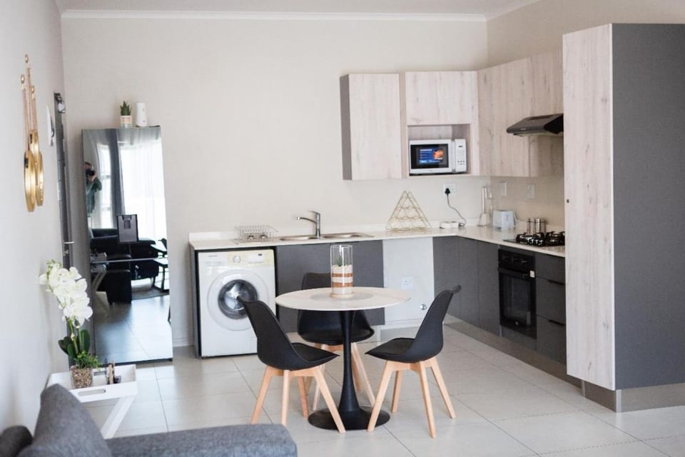Oasis Comfort Apartment Apartment in Gauteng